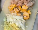Foto langkah ke 1 dari resep Cah Kembang kol wortel dan jagung.