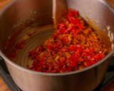 Borjúpaprikás recept fázis 6 fotója