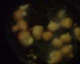 A picture of step 3 of Fresco ke famous dahi baray.