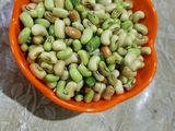 बरबटीच्या दाण्याची चटणी (Barbatichya Danyachi Chutney Recipe In Marathi)