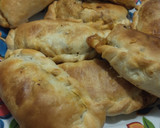 Foto del paso 3 de la receta: Empanadas de carne cortada a cuchillo