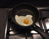 Foto del paso 1 de la receta Sándwich de huevo 🍳