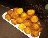 A picture of step 2 of Gullisuwa(Milk balls).