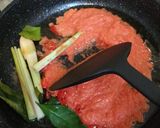 Foto langkah ke 3 dari resep Tongkol Suwir Kecap.