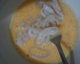 Foto langkah ke 3 dari resep Cumi Goreng Tepung Saus Mentega.