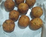 A picture of step 3 of Sabudana vada.