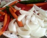 Foto del paso 2 de la receta: Carrilleras de cerdo al horno con patatas y verdurita (con ratafia)