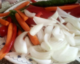 Foto del paso 2 de la receta: Carrilleras de cerdo al horno con patatas y verdurita (con ratafia)