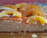 Foto del paso 4 de la receta: Torta de queso crema con naranja escarchada