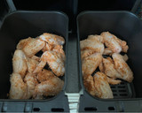 Foto del paso 2 de la receta: Alitas de pollo bbq en AirFryer