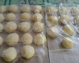 Foto langkah ke 3 dari resep Donat kentang no telur.