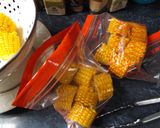 Foto del paso 2 de la receta: Cómo conservar choclos, mazorcas de maíz frescas