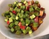 Une image de l'étape 3 de Compote de prunes, rhubarbe et coco.