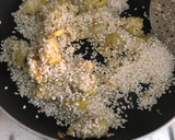 Foto del paso 3 de la receta: Arroz de emergencia con cosas de despensa