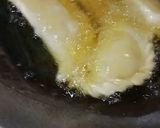Foto langkah ke 3 dari resep Pastel renyah ekonomis tanpa telur.