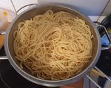 A picture of step 1 of Tomato spaghetti pasta.