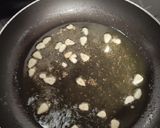 Foto del paso 3 de la receta: Pechuga de pollo con pimientos del piquillo