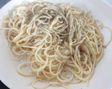 Foto del paso 3 de la receta: Espaguetis al ajillo