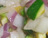 Foto del paso 1 de la receta: Arroz vegano con puerro y zapallitos