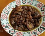 Foto del paso 7 de la receta: Pollo al vino con portobellos