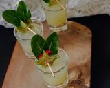 A picture of step 4 of Starfruit Shots.