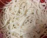 हक्का नूडल्स वेजिटेबल्स (Hakka noodles vegetables recipe in hindi) रेसिपी चरण 1 फोटो