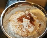 A picture of step 5 of Spiced Apple-Pecan Cream Cheese Cake.