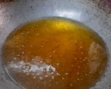 A picture of step 6 of Samosa - garma garma with the chutney.