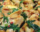 Foto langkah ke 7 dari resep Ayam Woku Kemangi.