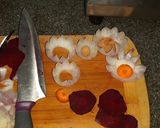 A picture of step 1 of - onion basket salad.