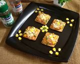 A picture of step 4 of Pizza crackers.