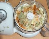 عکس مرحله 3 از دستور ناگت مرغ خانگی