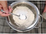 Simple chocolate crinkles