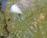 A picture of step 10 of Lahsuni Palak Paneer.