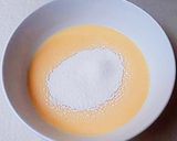 Hình bước làm 2 của món Bánh mì kem sữa trứng