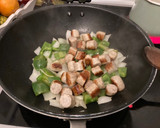 Foto del paso 5 de la receta: Xúc Xích Sốt Lạc (Salchichas en salsa Satay)