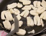 صورة لخطوة 1 من وصفة توست الحلوم بالزعتر