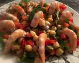 Foto del paso 4 de la receta: Ensalada de langostinos y garbanzos
