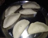 A picture of step 4 of Steam gujiya.