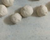 A picture of step 4 of Beef samosas.