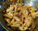 A picture of step 6 of Makhni sauce pasta.