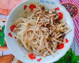 Hình bước làm 3 của món Bì heo trộn thính