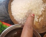 গাওয়া ঘি দিয়ে আটার হালুয়া (Atta halwa recipe in Bengali) রেসিপি ধাপ - 1 ছবি