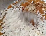 मुरमुरे के लडडू (Murmure ke laddu recipe in Hindi) रेसिपी चरण 2 फोटो