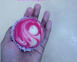 ஸ்டீம்டு  வெண்ணிலா ரோஸ் மில்க் கப் கேக் (Steamed vanila rosemilk cupcake recipe in tamil) ரெசிபி ஸ்டேப் 10 புகைப்படம்