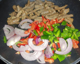 Foto del paso 4 de la receta: Ensalada César con bistec de res