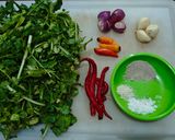 Foto langkah ke 1 dari resep Tumis Selada Air Selera Asal.