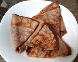 Foto langkah ke 8 dari resep Pancake/Panekuk Coklat dengan isi Nutella dan Keju.