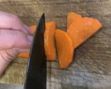 Foto del paso 1 de la receta: El tonziru~El sopa del miso con el cerdo y verduras~