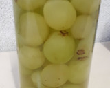 Foto del paso 2 de la receta: Uvas al orujo blanco